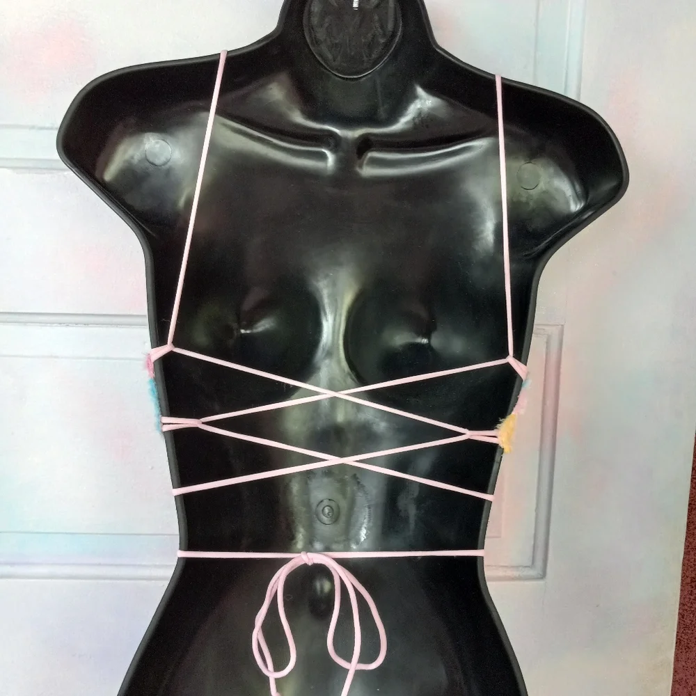 Soft & fuzzy retro floral rave gear crop top w/ criss cross back! Festival wear! - Picture 5 of 6